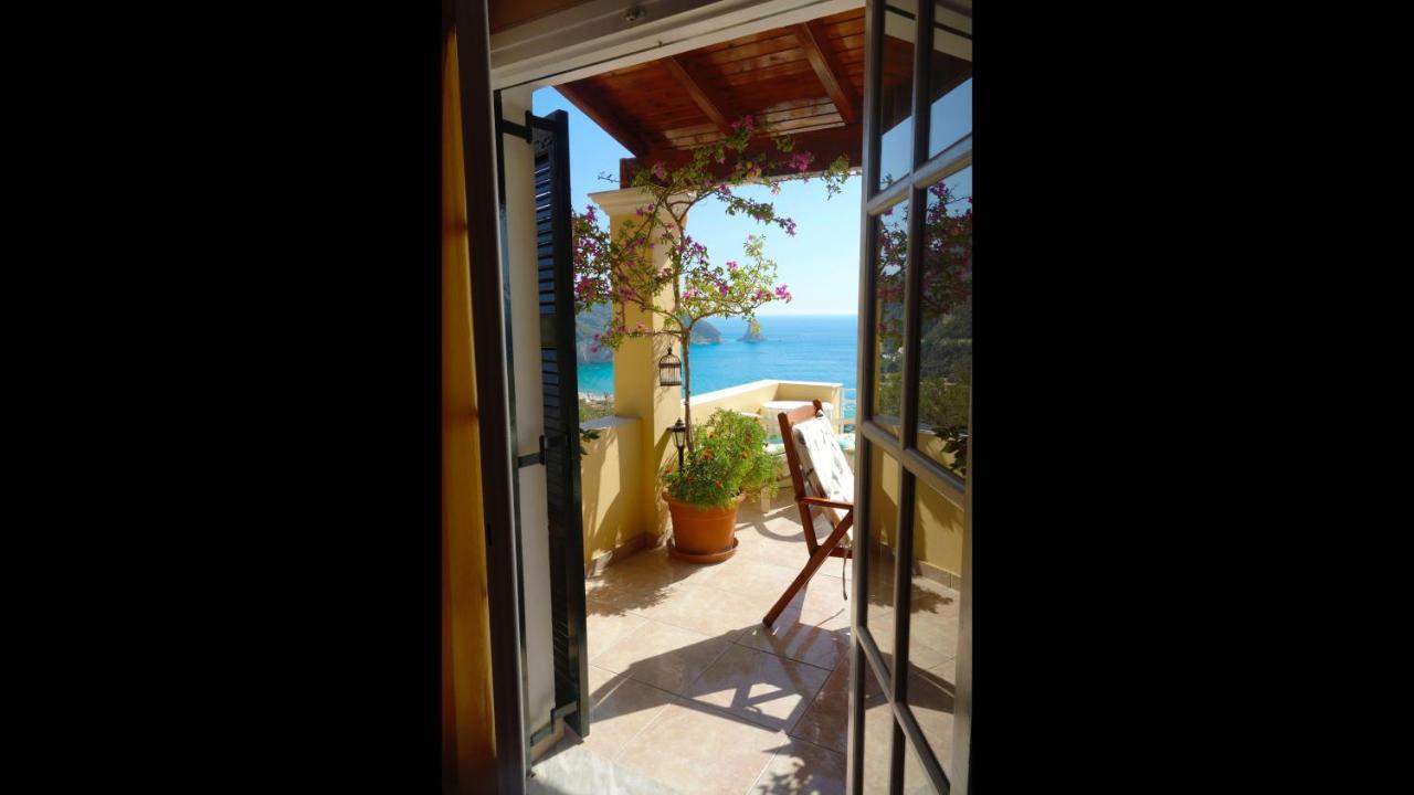 Natalia Apartment B With Panoramic Sea Views Of Agios Gordios Bay Luaran gambar