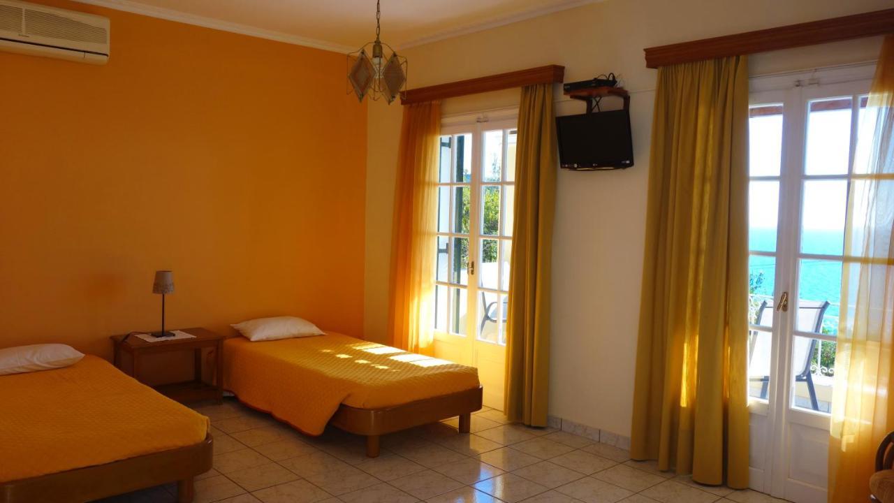 Natalia Apartment B With Panoramic Sea Views Of Agios Gordios Bay Luaran gambar
